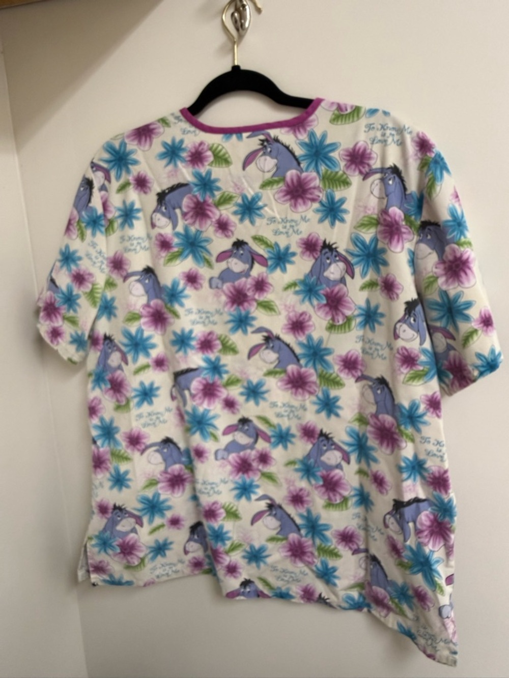 Disney Eeyore Scrub Top Women's Large Mock Wrap "To Know Me is to Love Me" - Picture 6 of 6